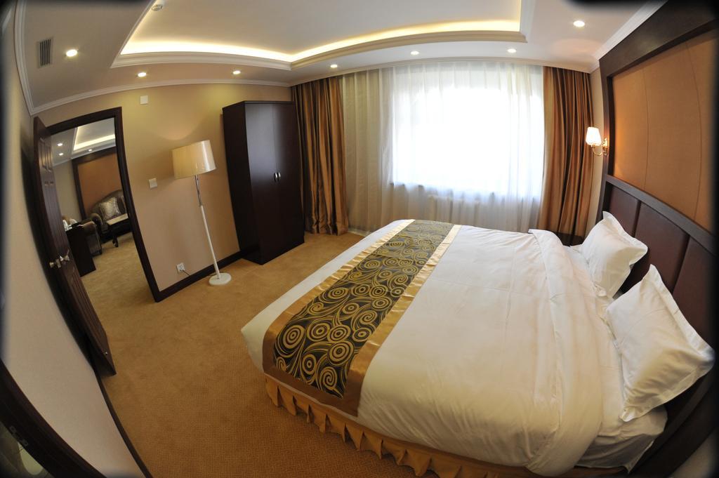 Flower Hotel Ulaanbaatar Ulan Bator Quarto foto